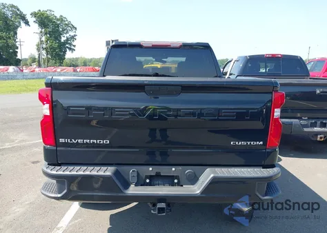 2020 Chevrolet Silverado 1500 4Wd Short Bed Custom Trail Boss z USA, uszkodzony, nr VIN 3GCPYCEH0LG200495